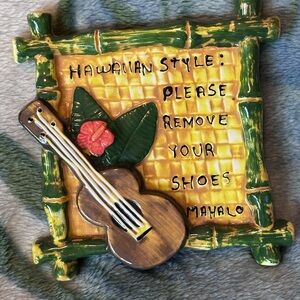 H5. Hawaiian Aloha Welcome Sign: Please Remove Your Shoes Ukulele & Hibiscus